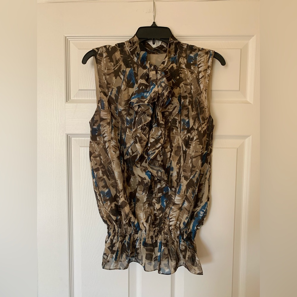 Sleeveless High Neck Ruffle Smocked Hem Button Front Top Sz M EarthTone Feminine